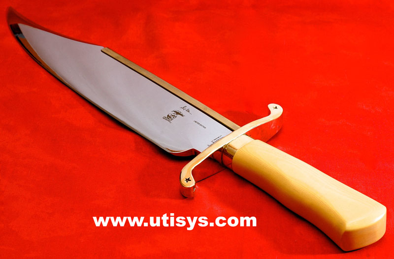   Gil Hibben: Bowie, ToothPick, Legion Fighter